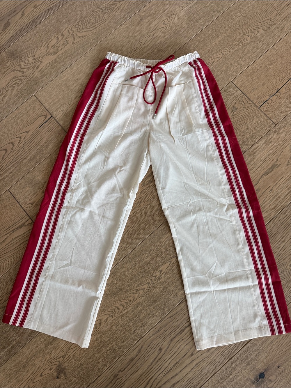 Women’s White and Brick Red Side-Stripe Drawstring Pants size S